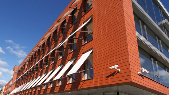 
										Copertine de balcon cu protecție solară
																						