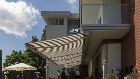 
										Copertine pentru terasă exterioară
																						